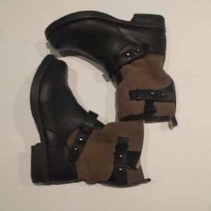 Beautiful boots by Aldo🍀🍀🍀